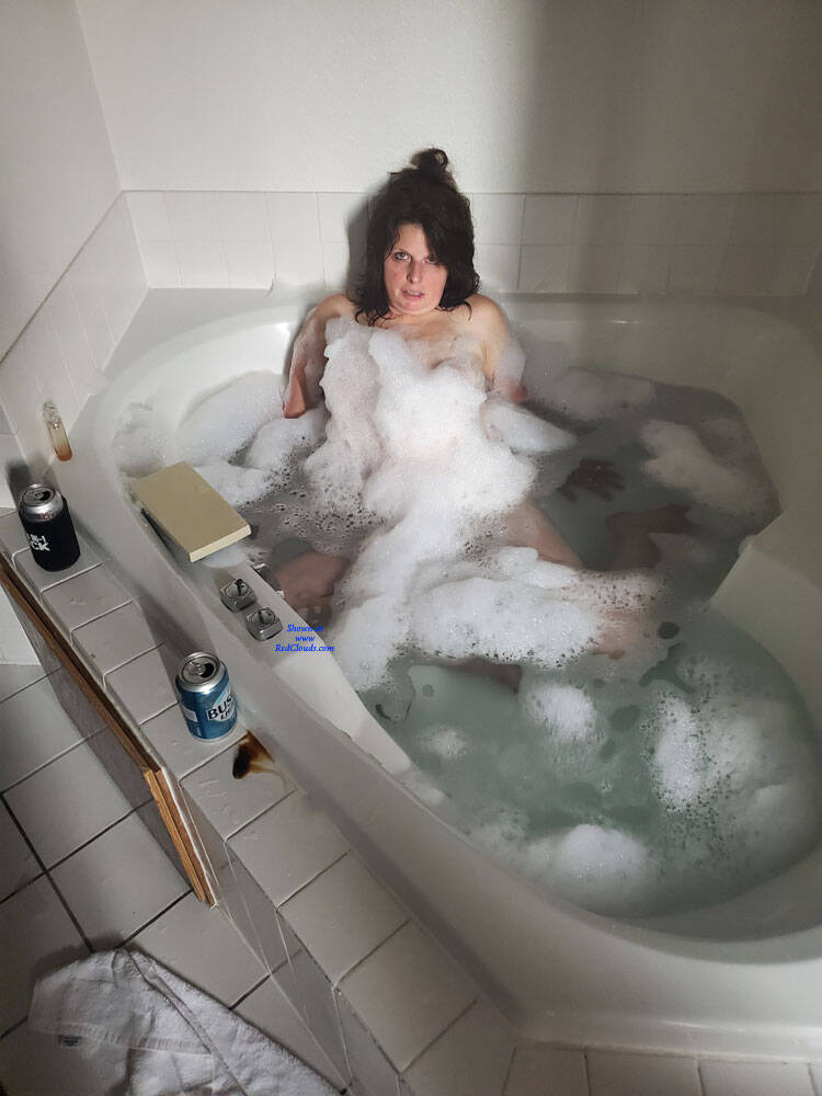 Pic #1Weekend Away - Nude Girls, Amateur