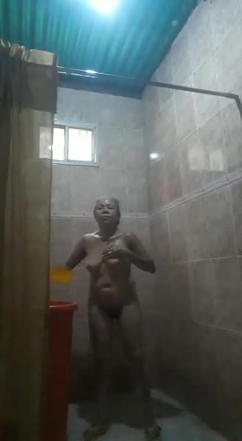 Pic #1Banandose III - Nude Girls, Big Tits, Brunette, Amateur