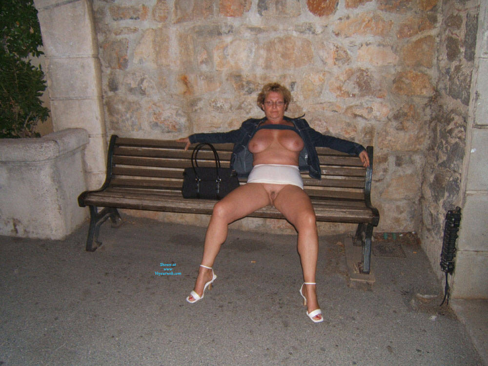 Pic #1Exhibe En Ville - Pantieless Girls, Big Tits, Public Exhibitionist, Flashing, Outdoors, Public Place, Amateur