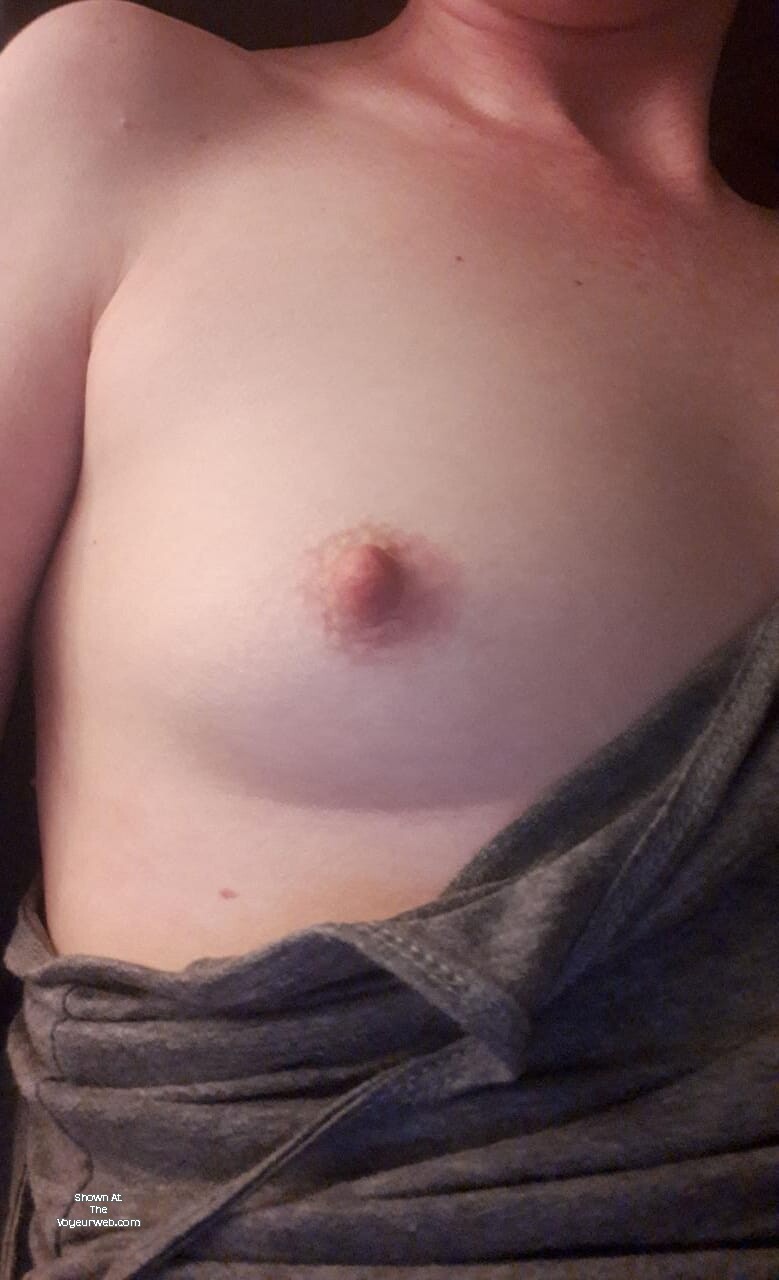 Pic #1 My very small tits - Tanya 