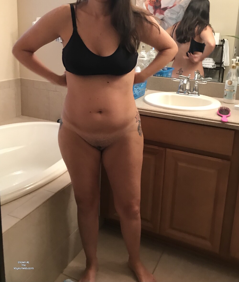 Pic #1 Medium tits of my wife - Kimberly 