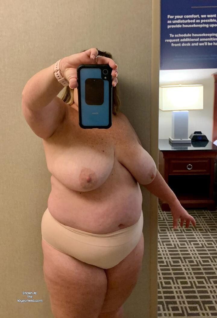 Pic #1 Very large tits of my wife - JuliaGoolia