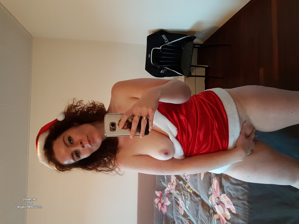 Pic #1 Small tits of a neighbor - Femked 