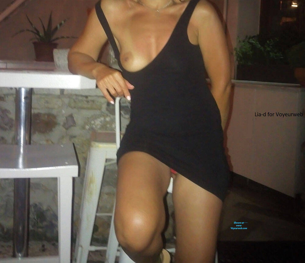 Pic #1Bar Fun - Public Exhibitionist, Flashing, Outdoors, Public Place, Shaved, Amateur, Medium Tits