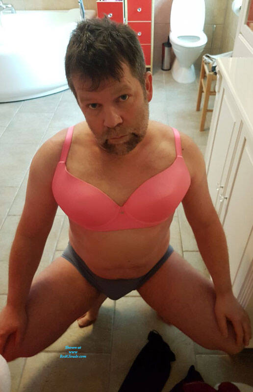 Pic #1M* Terje Haugen Gay Slave