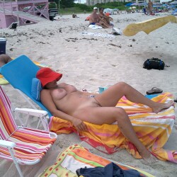 Medium tits of my girlfriend - Honey