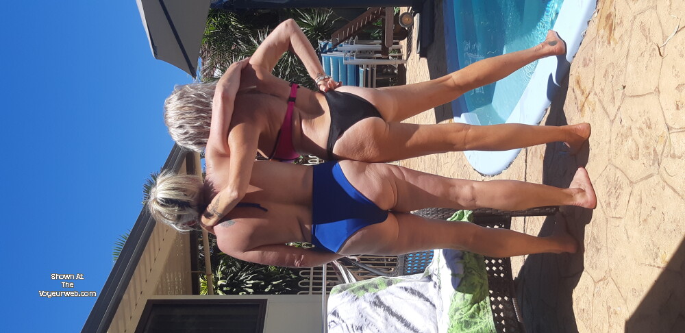 Pic #1 My wife's ass - Sweet cheeks 