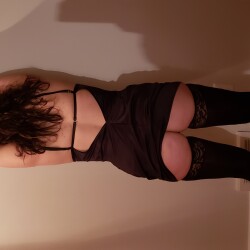 My wife's ass - Sarah