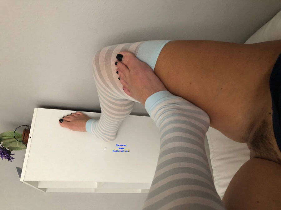 Pic #1Sexy Feet - Penetration Or Hardcore, Pussy Fucking, Amateur