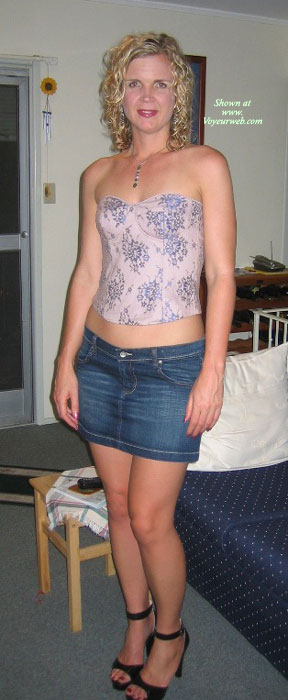 Pic #1Shy Aussie Hera