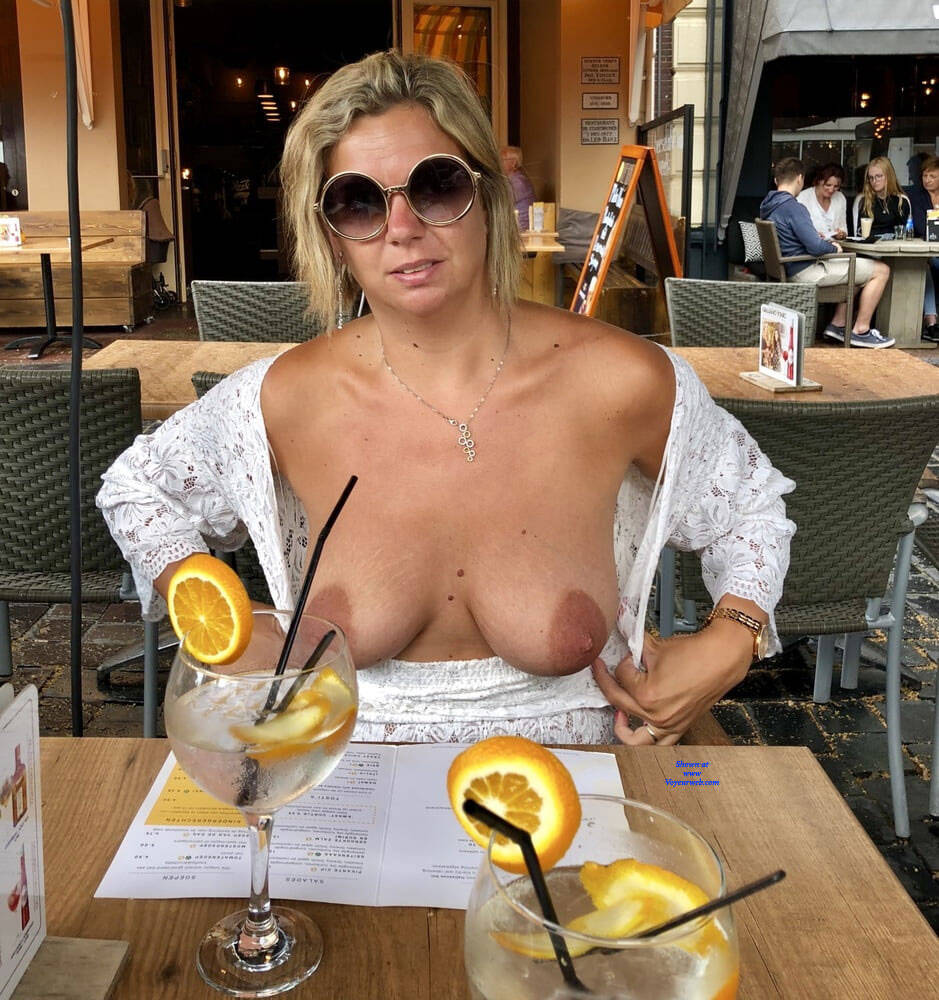 Pic #1Nude In Public, Vote For Me - Nude Girls, Big Tits, Blonde, Public Exhibitionist, Flashing, Outdoors, Shaved, Amateur