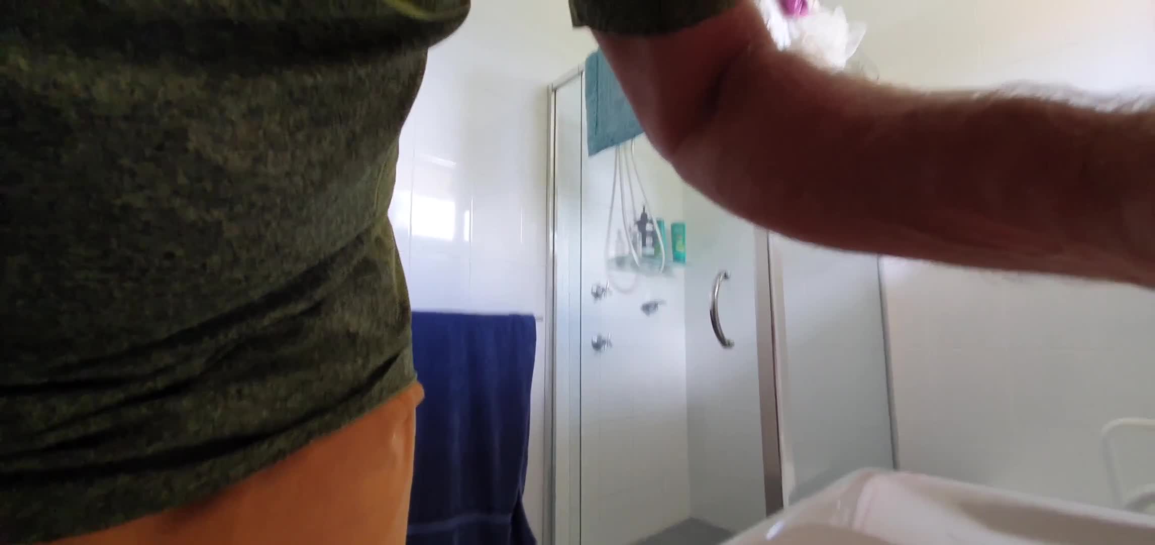 Pic #1M* Shower