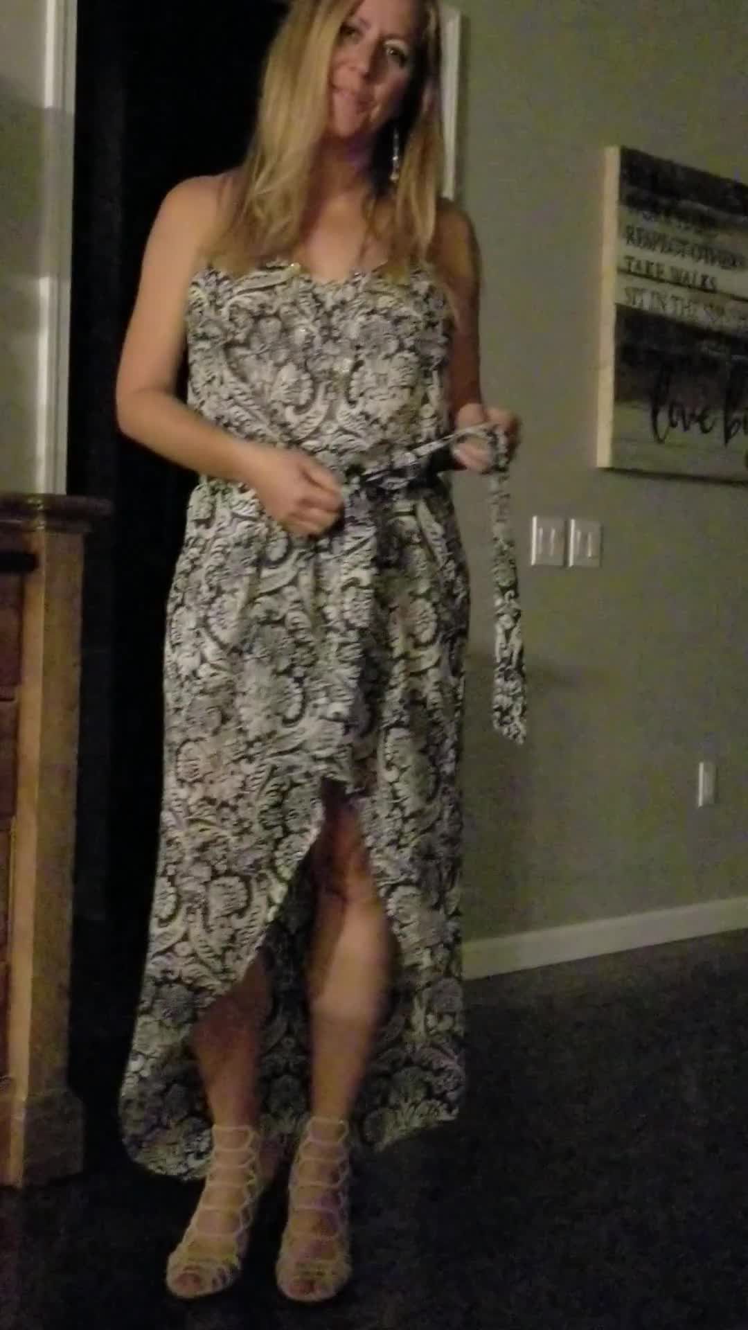 Pic #1Kerri StripTEASE - Big Tits, Blonde, Amateur, Girls Stripping