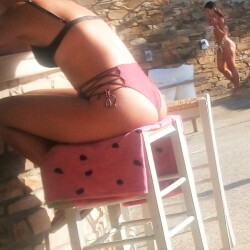 A neighbor's ass - Ntina