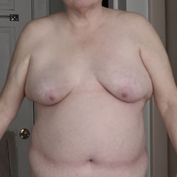 Pic #1 Marie's Tits - Nude Wives, Big Tits, Amateur