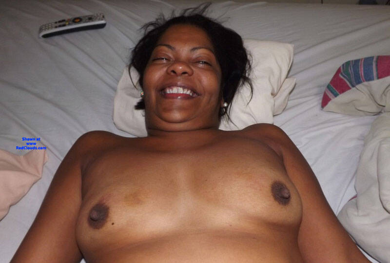 Pic #1 La Negra Maravilla VII - Brunette, Mature, Amateur