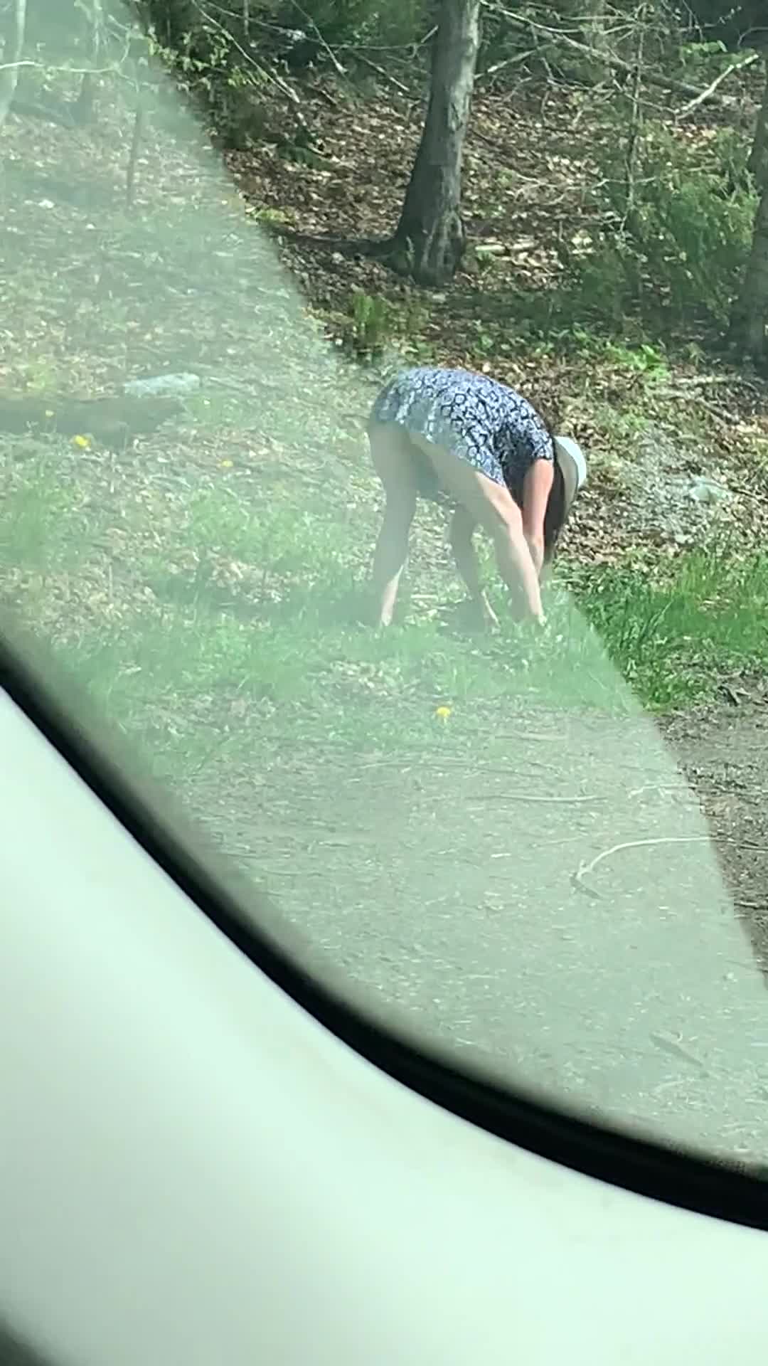 Pic #1Wanna Help Dig? - Outdoors, Wife/wives, Amateur