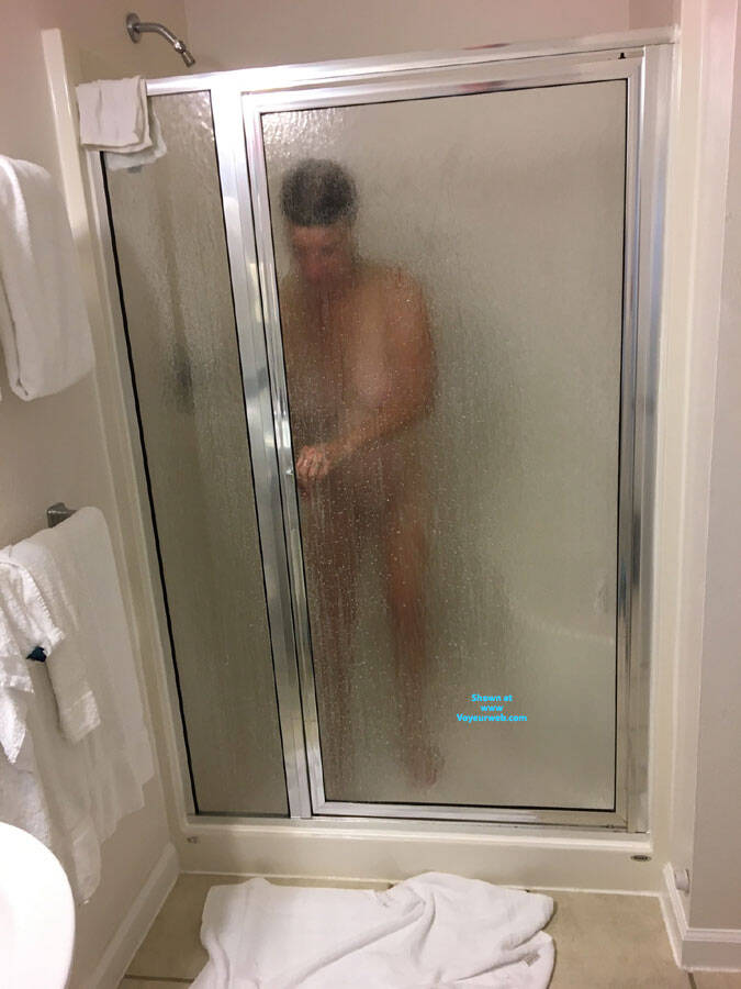 Pic #1Shower - Milf, Nude Wives, Round Ass, Round Tits