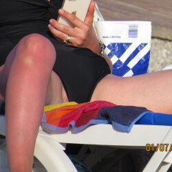 Pic #1 Wide open legs - Outdoors