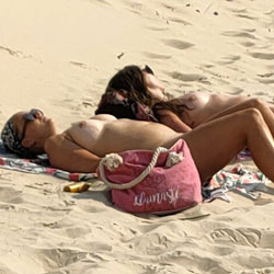 Pic #1 atlantic beach - Bi Curious, Natural Tits, Outdoors