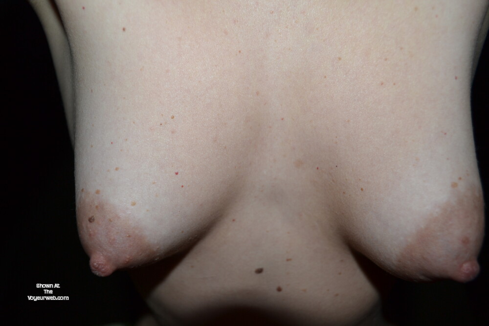 Pic #1 My medium tits - O' Parker