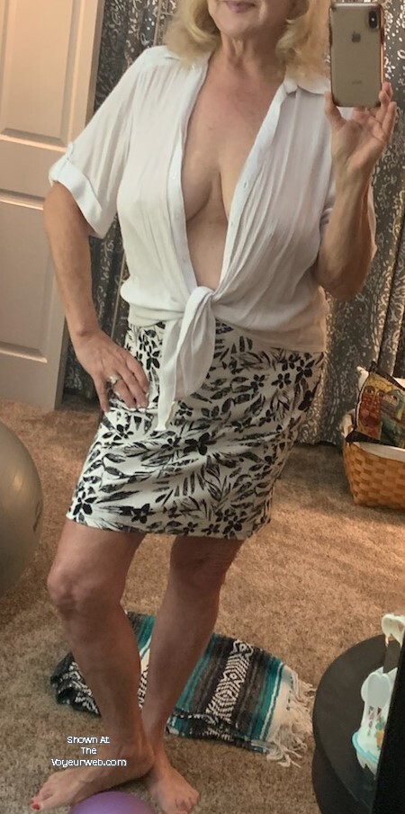 Pic #1 My large tits - Candy