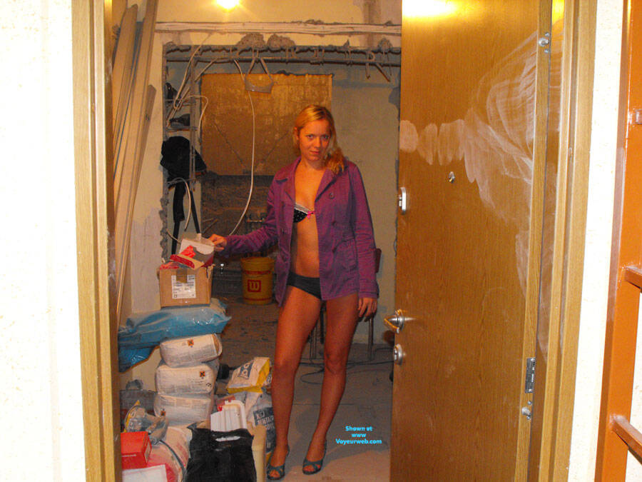 Pic #1Let me show you how to fix this...!! - Beautiful Ass, Blonde, Firm Ass, High Heels Amateurs, Legs Spread Wide Open, Pussy, Shaved