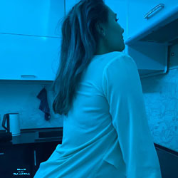 Pic #1 Kitchen fun - Amateur, Big Ass, Dressed