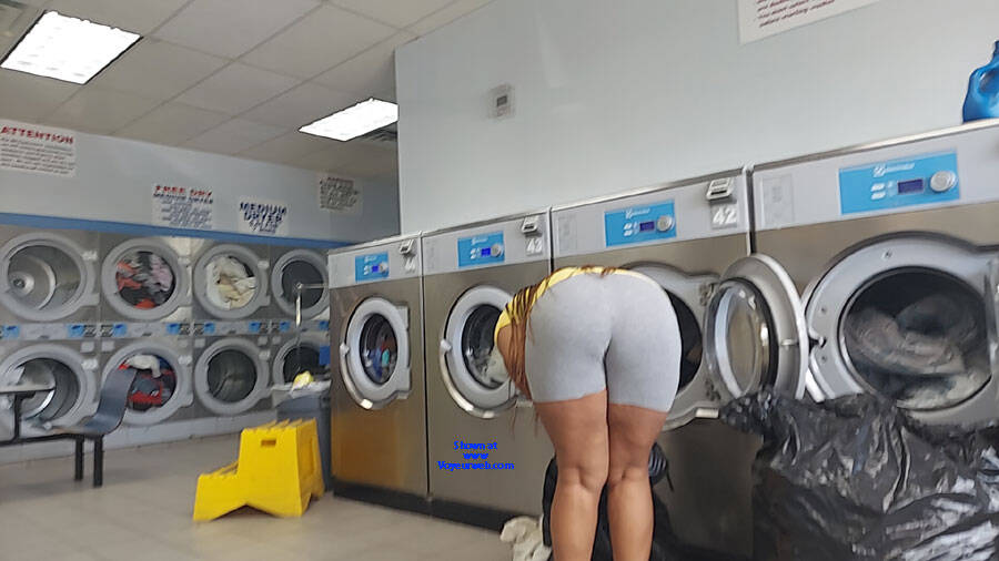 Pic #1My day at Laundromat  - Big Ass, Big Tits, Outdoors
