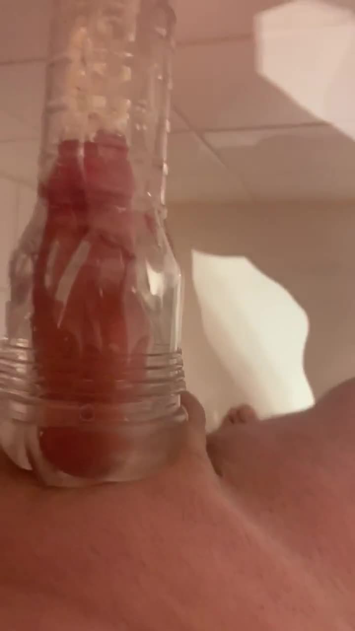 Pic #1Horny 