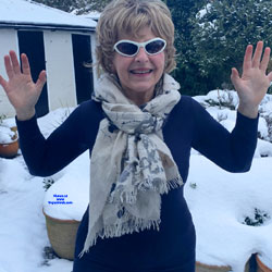Pic #1Lady Bee Return of the Snow Queen