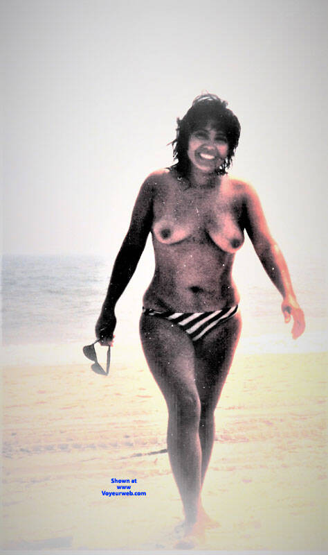 Pic #1Central American shows her stuff outdoors - Amateur, Beach, Beach Pussy, Bush Or Hairy, Cunt Pics, Hanging Tits, Hard Nipples, Homemade Amateur, Mature, Mature Ass, Mature Pussy, Medium Tits, Natural Tits, Nature, Nude Amateurs, Nude Wives, Outdoors, Pussy, Pussy Hair