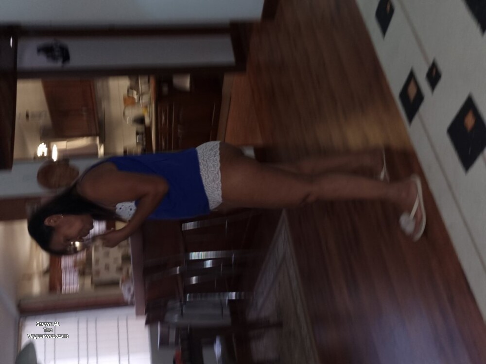 Pic #1La negra