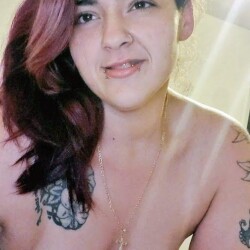Medium tits of my girlfriend - Minnie 