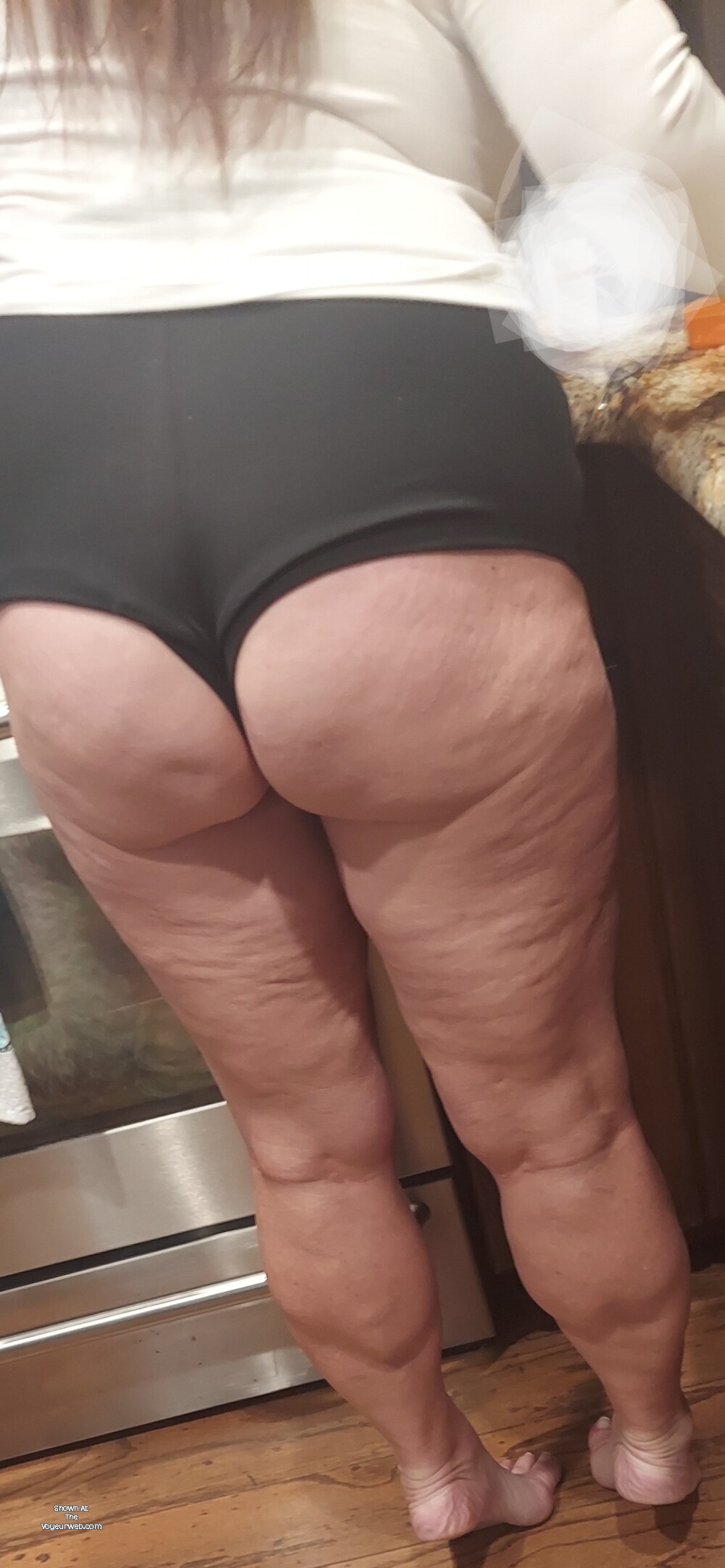 Pic #1 My wife's ass - Ginger
