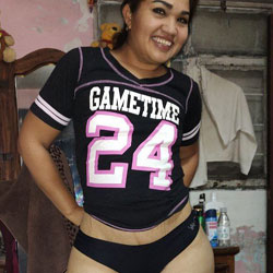 Valeria posando , Valeria Posando Caliente