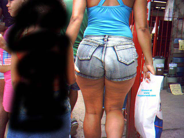 Pic #1SHORT JEANS SOCADO NA BUNDA.
