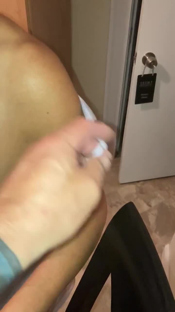 Pic #1Breakfast time