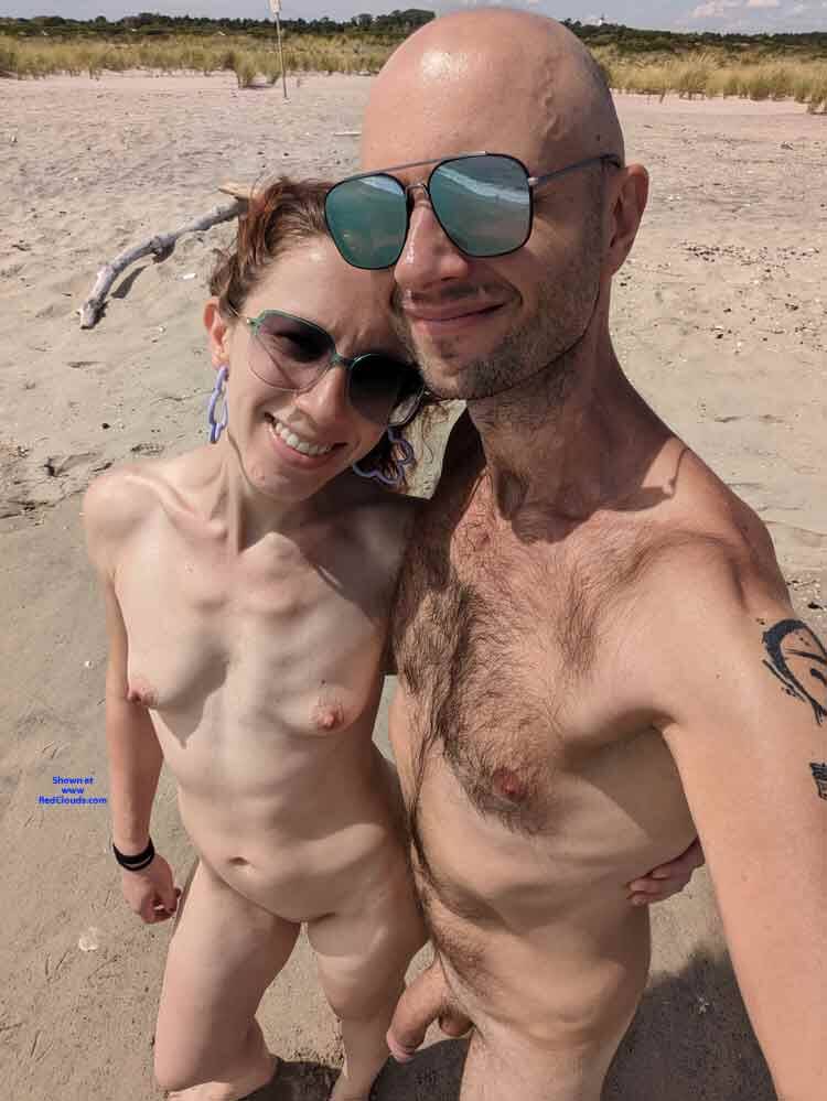 Pic #1Nude beach day!