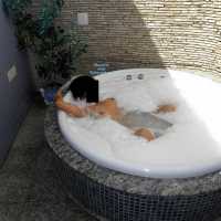 Pic #1 Selma Brasil: Wash in Motel, Olinda City - Latina, Wet