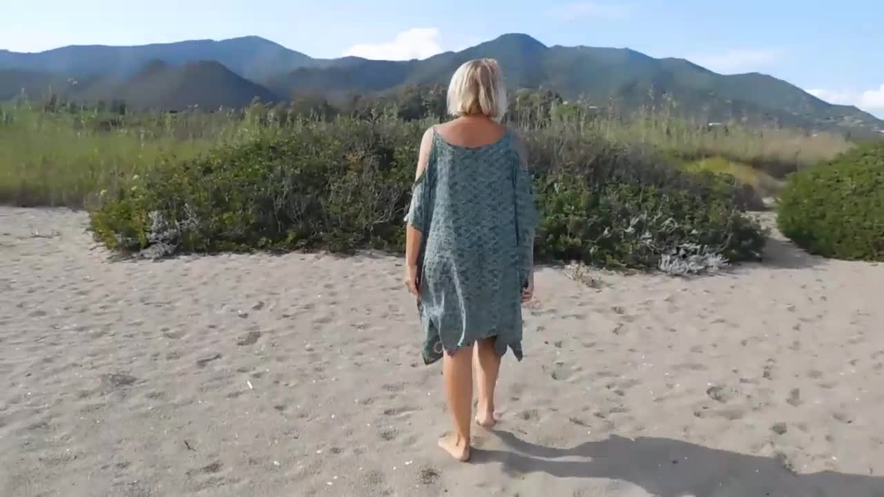 Pic #1beach pee