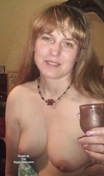 Pic #1 Small tits of my girlfriend - Jean B