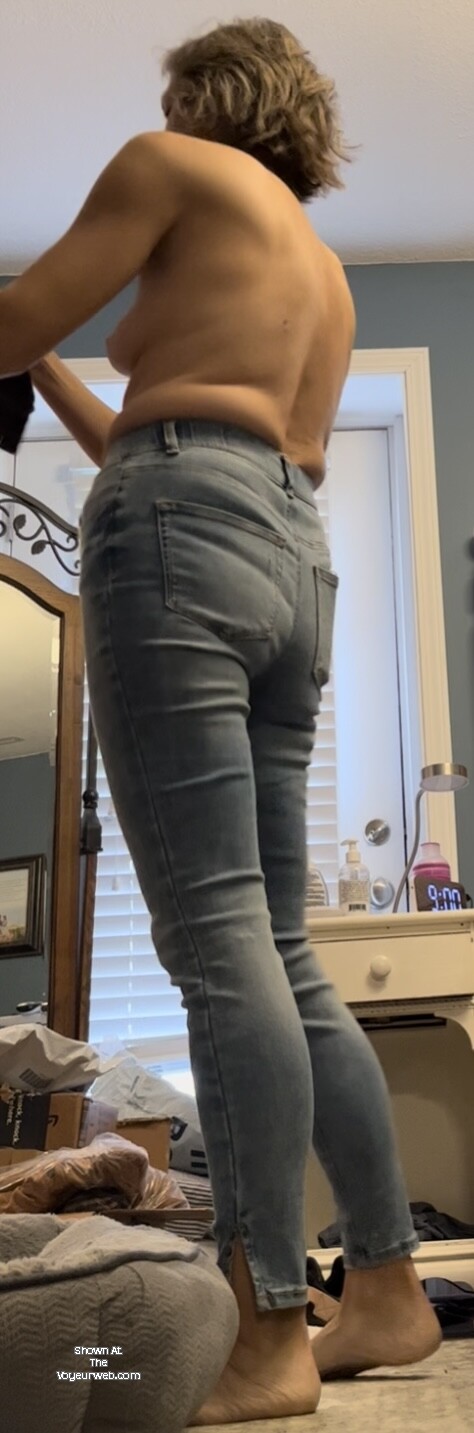 Pic #1 Small tits of my wife - Ellen 