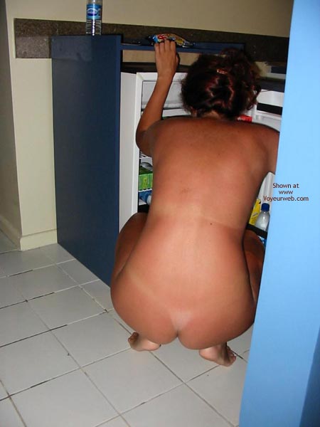 Pic #1Portuguese Body Nude In The Kitchen