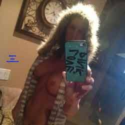 Cherry shares her beautiful body , Cherry Loves To Send Me Selfies When Her Pussy Is Dripping Wet....