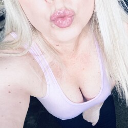 My large tits - Roxie