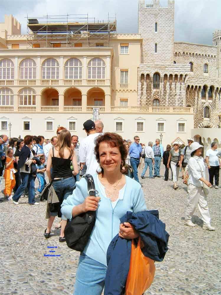 Pic #1GIVING BLOWJOBS EVEN TO STRANGERS