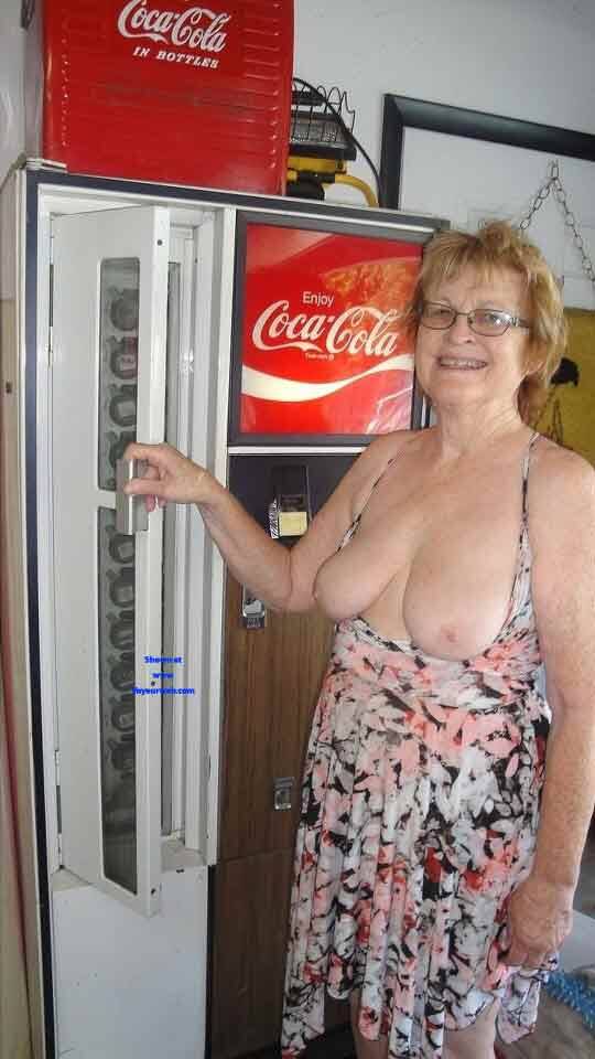 Pic #1Flashing for pictures 