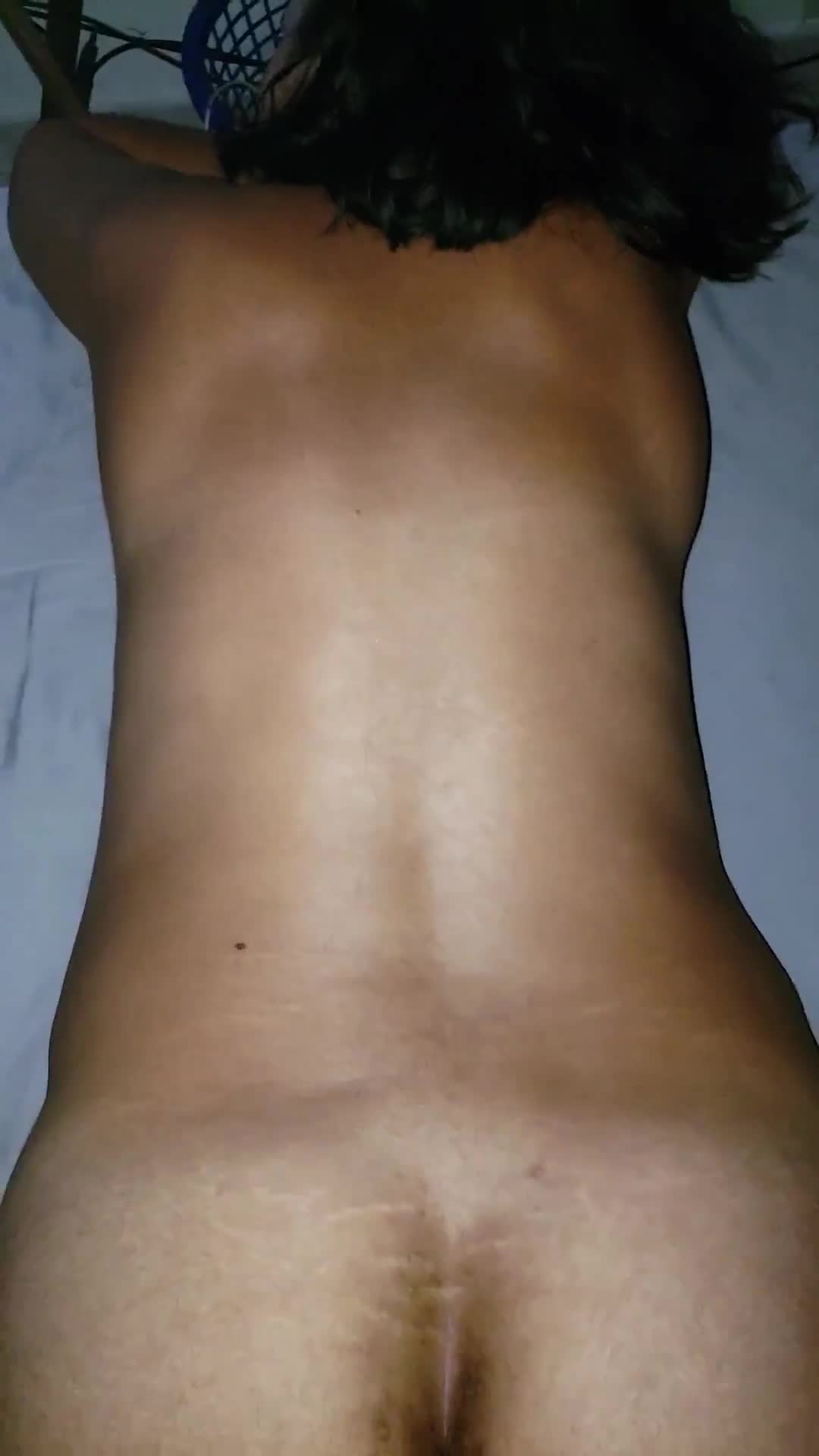 Pic #1Acostadita y dispuesta