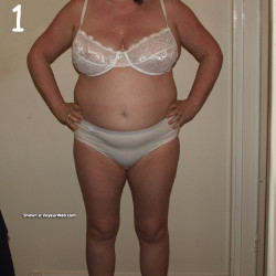 Pic #1 FULL STRIPTEASE